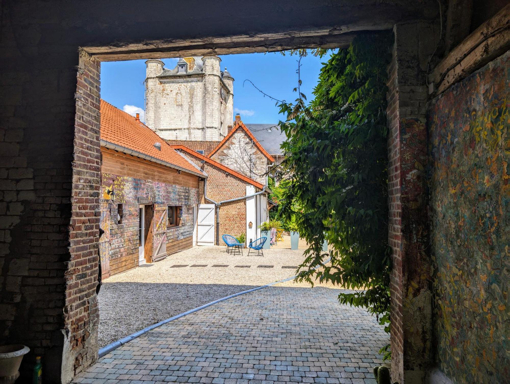 Le Relais Du Beffroi & Spa Saint-Riquier Exterior photo